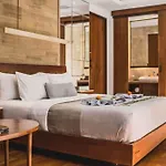 Luxury 2 Bedroom Villa With Private Pool & Bathtub Ne70