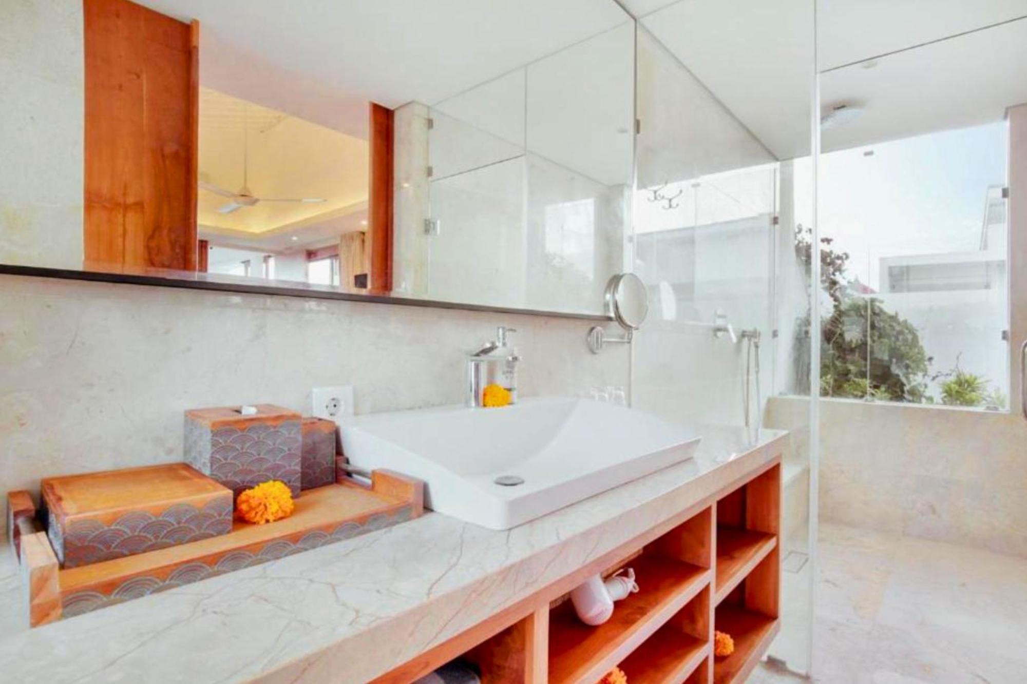 Luxury 2 Bedroom With Private Pool & Bathtub Ne70 Villa Seminyak (Bali)